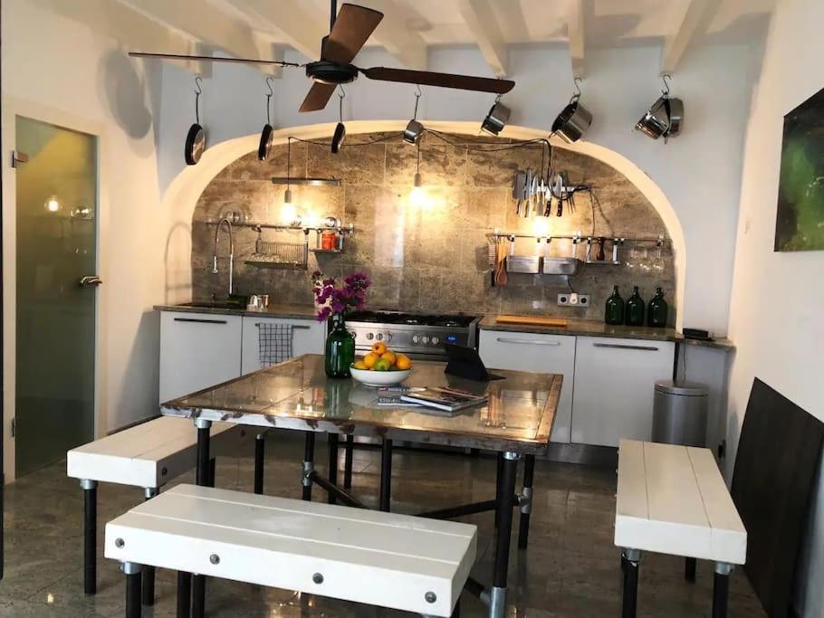 Ferienhaus Saniertes Dorfhaus Im Herzen Der Altstadt Andratx